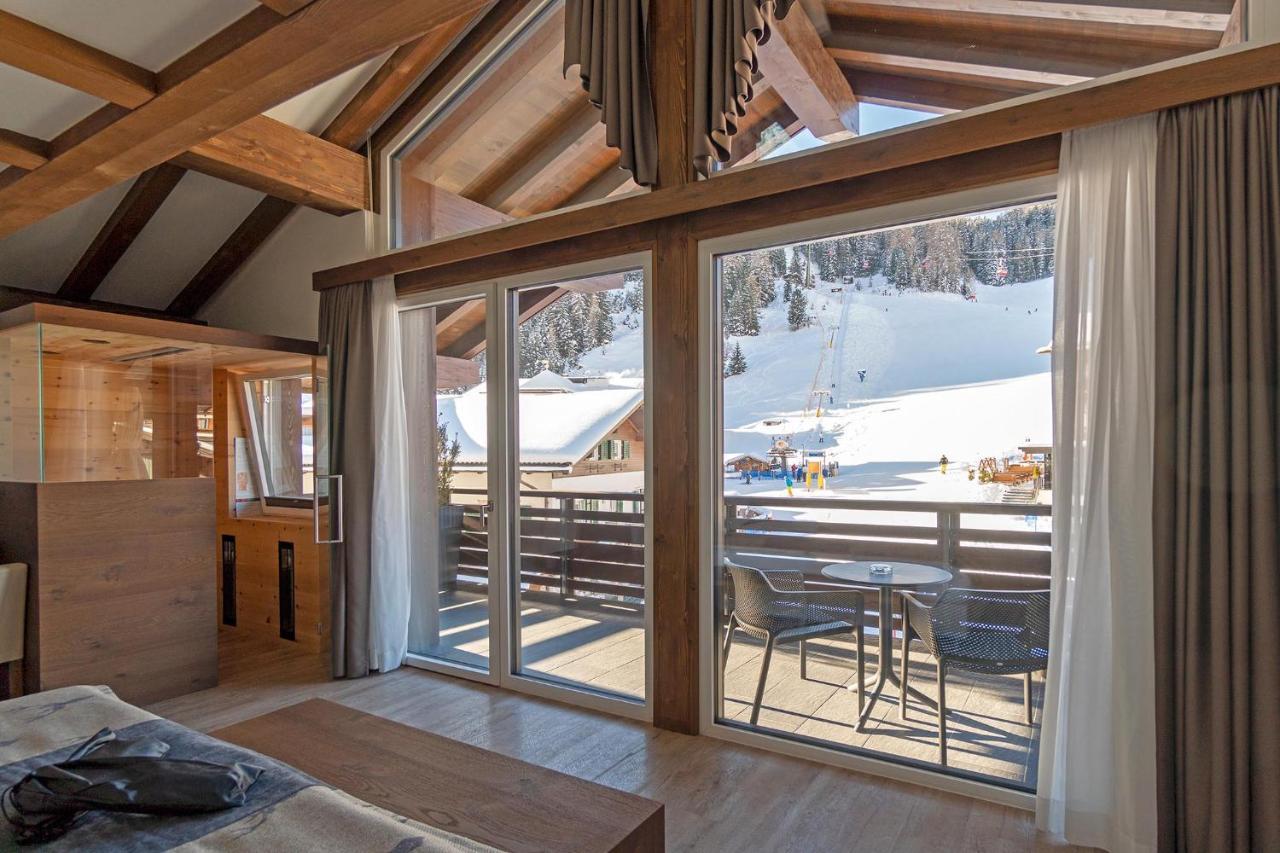 Arya Alpine Lodge セルヴァ・ディ・ヴァル・ガルデーナ エクステリア 写真