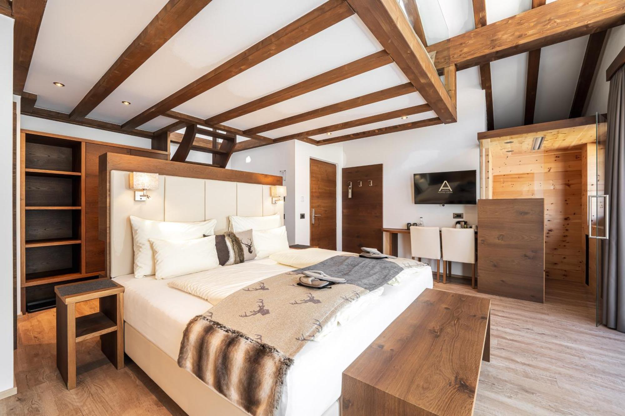 Arya Alpine Lodge セルヴァ・ディ・ヴァル・ガルデーナ エクステリア 写真