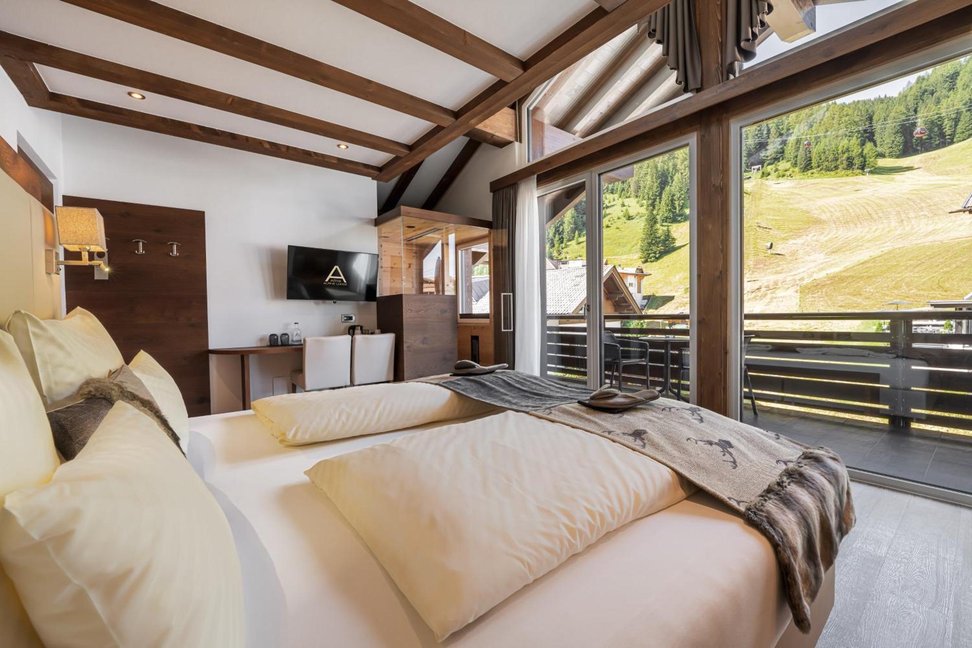 Arya Alpine Lodge セルヴァ・ディ・ヴァル・ガルデーナ エクステリア 写真